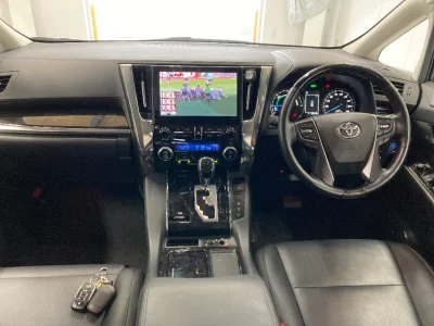TOYOTA ALPHARD