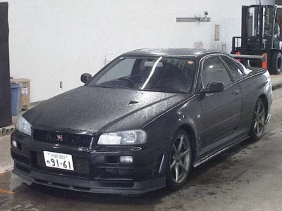 NISSAN SKYLINE