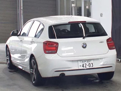 BMW 1 SERIES