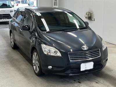 TOYOTA MARK X ZIO