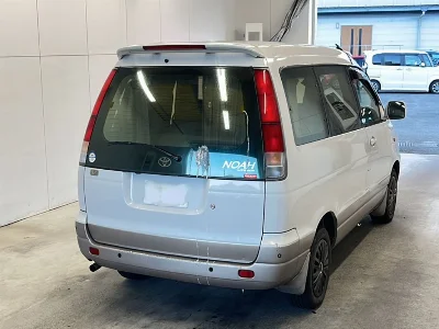 TOYOTA LITE ACE NOAH