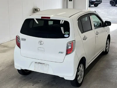 TOYOTA PIXIS EPOCH
