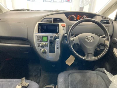 TOYOTA RACTIS
