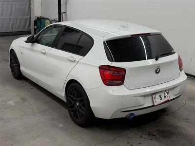 BMW 1 SERIES
