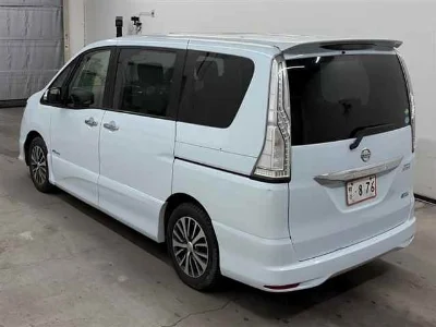 NISSAN SERENA