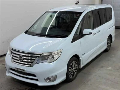 NISSAN SERENA