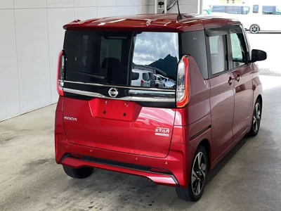 Nissan ROOX