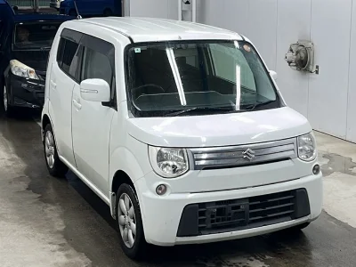 SUZUKI MRWAGON