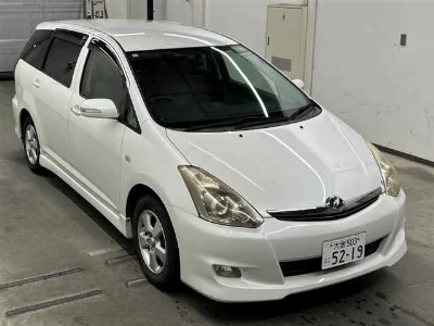 TOYOTA WISH