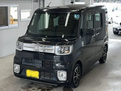 TOYOTA PIXIS MEGA