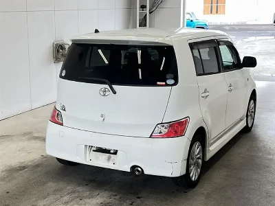 TOYOTA BB