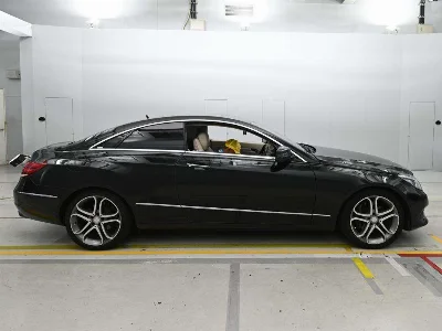 MERCEDES BENZ E CLASS