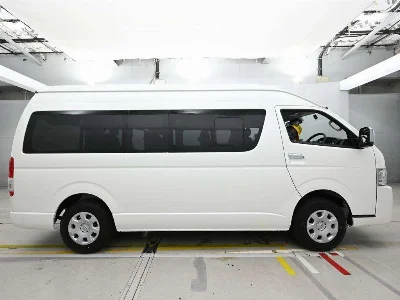 TOYOTA HIACE
