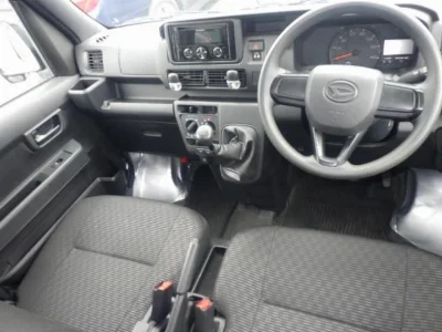 DAIHATSU HIJET VAN