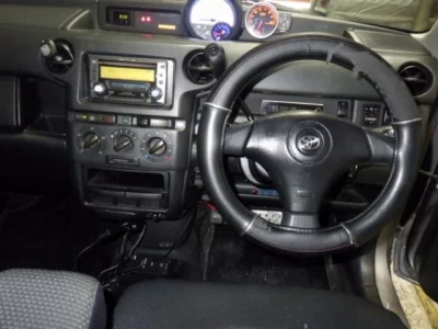 TOYOTA BB