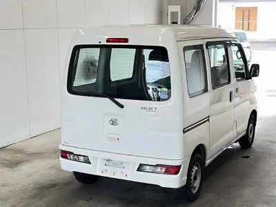 DAIHATSU HIJET VAN