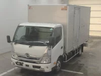 Цена авто Hino Dutro с аукционов Японии, номер кузова XZU712M, пробег 82 000, оценка 8