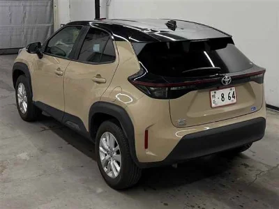 TOYOTA YARIS CROSS