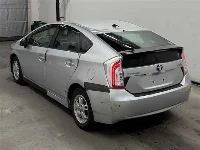 Цена авто Toyota Prius с аукционов Японии, номер кузова ZVW30, пробег 87 000, оценка 6