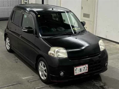 DAIHATSU ESSE