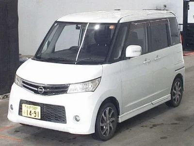NISSAN ROOX