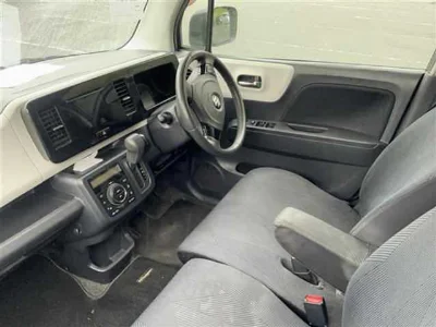 SUZUKI MRWAGON