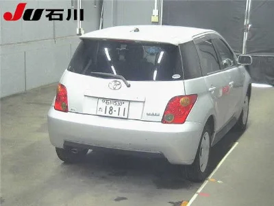 TOYOTA IST
