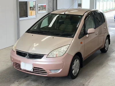MITSUBISHI COLT