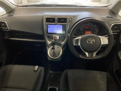 TOYOTA RACTIS