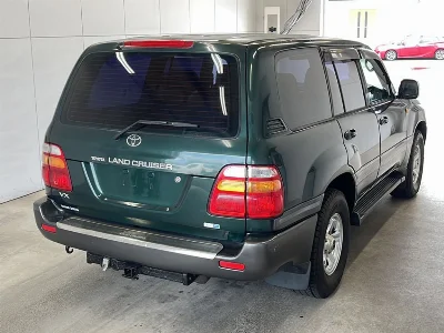 TOYOTA LAND CRUISER