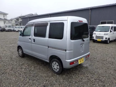 DAIHATSU HIJET VAN