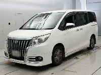 Цена авто Toyota Esquire с аукционов Японии, номер кузова ZRR80G, пробег 183 000, оценка 2