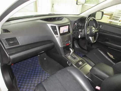 SUBARU LEGACY