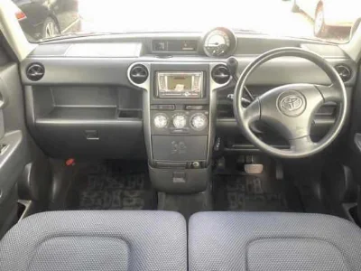 TOYOTA BB