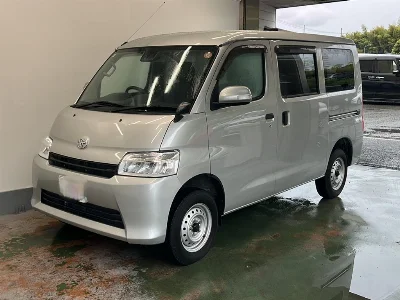TOYOTA TOWN ACE VAN
