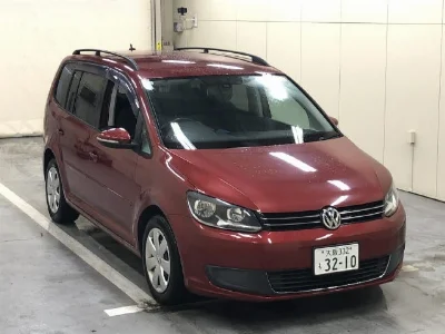 VOLKSWAGEN GOLF TOURAN