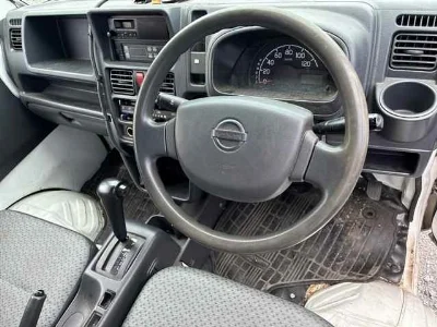 NISSAN CLIPPER TRUCK