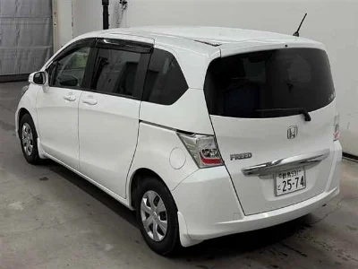 HONDA FREED