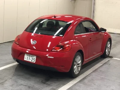 VOLKSWAGEN BEETLE