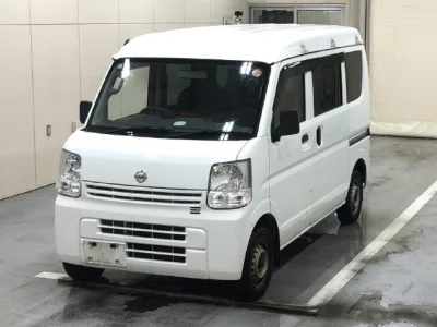NISSAN CLIPPER VAN