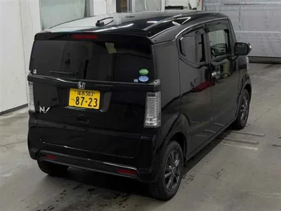 HONDA N BOX SLASH