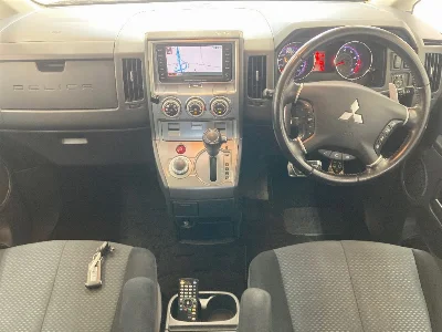 MITSUBISHI DELICA D5