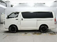 Цена авто Toyota HiAce Van с аукционов Японии, номер кузова GDH201V, пробег 105 000, оценка 8