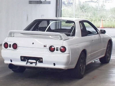 NISSAN SKYLINE