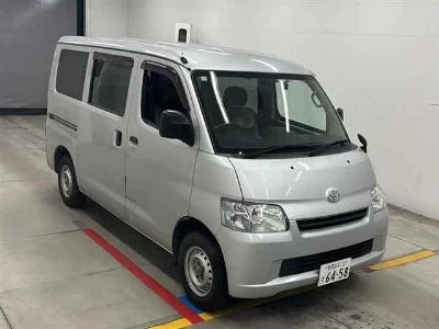 TOYOTA TOWN ACE VAN