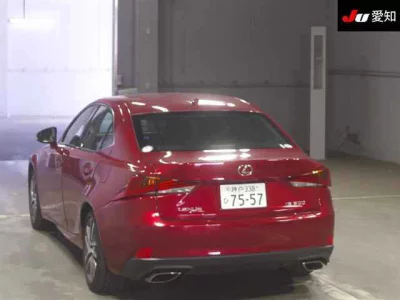 LEXUS IS