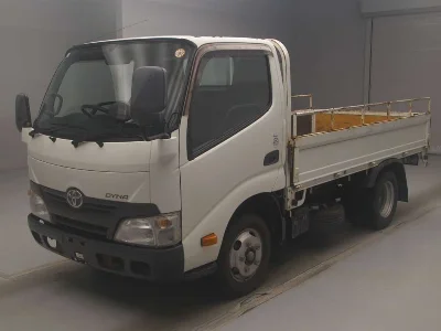 TOYOTA DYNA