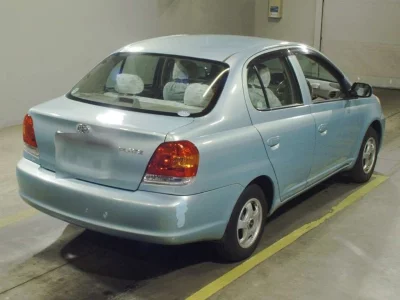 TOYOTA PLATZ