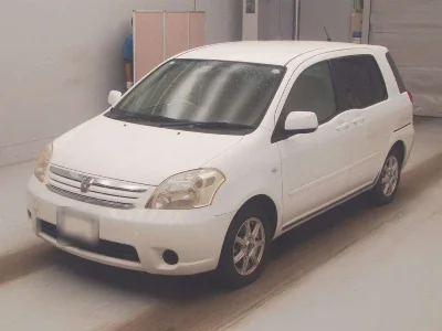 TOYOTA RAUM