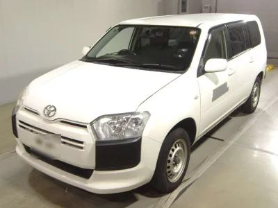TOYOTA SUCCEED